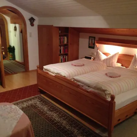 Apartamento Gaestehaus Faerbinger